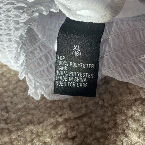 White Amy Byer Blouse - Picture 5 of 5